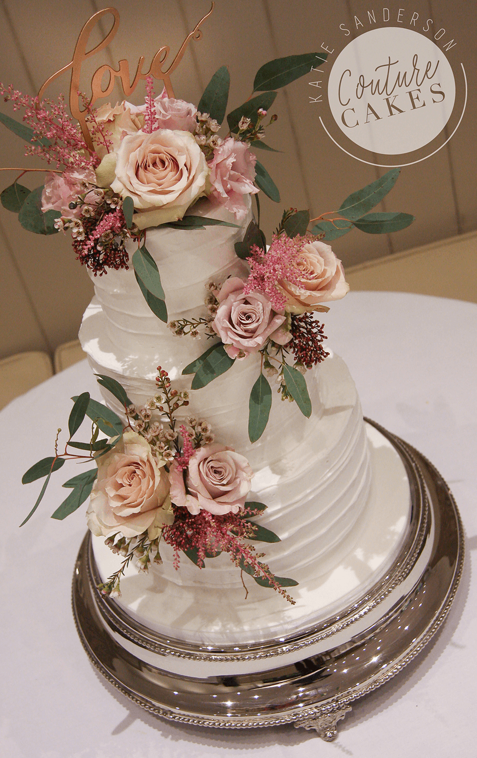Rustic Iced Wedding Cake: Serves 100 portions, Price category B £490 excluding flowers